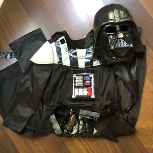 Disney Darth Vader size 4